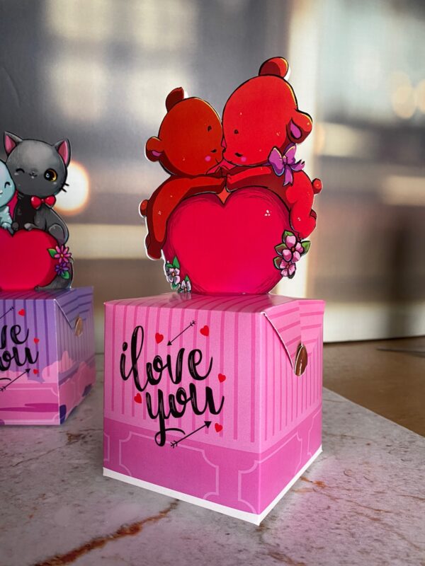 Caja cubo con figura | 12 u | 50 u